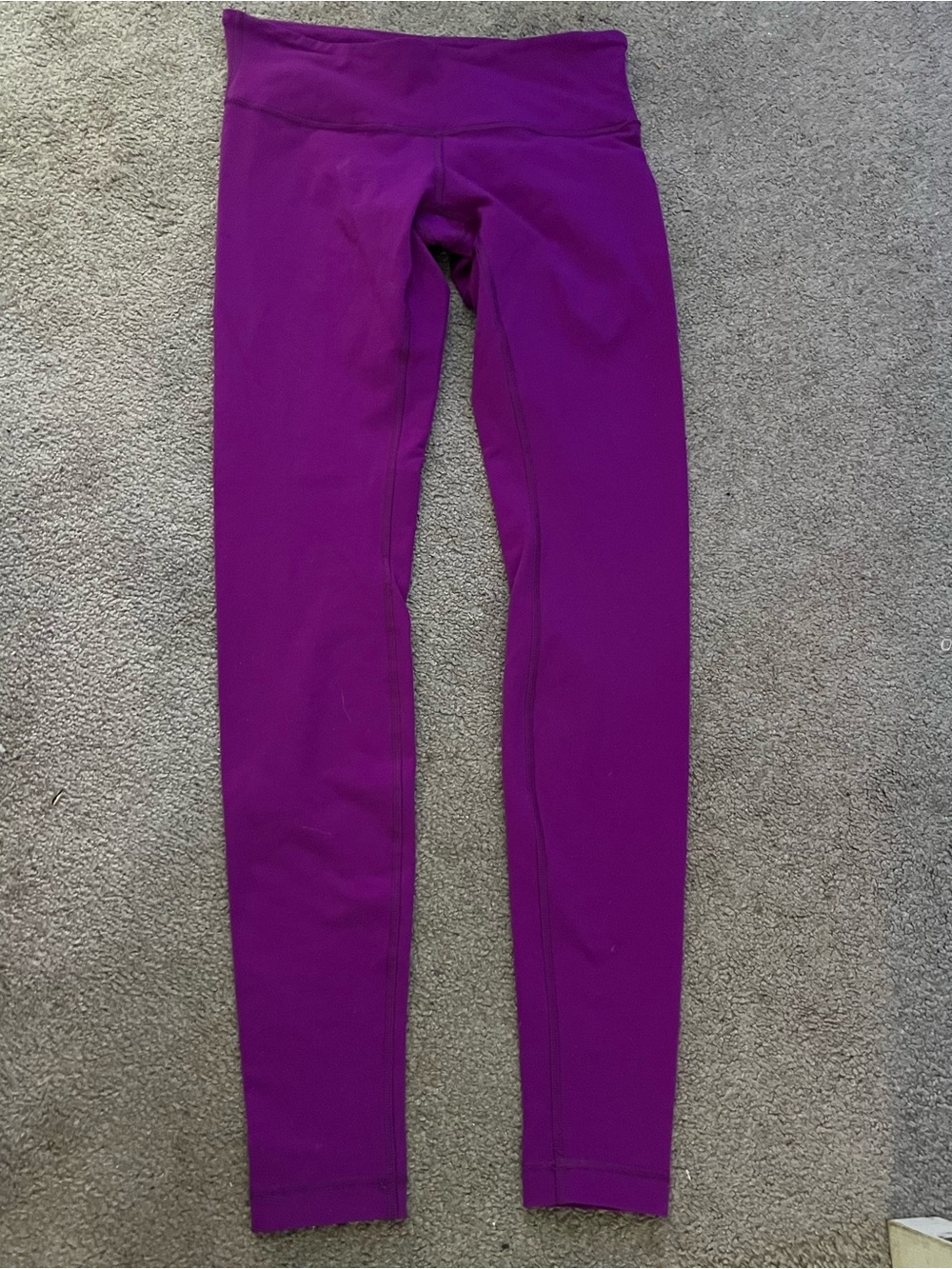 Lululemon purple leggings never worn